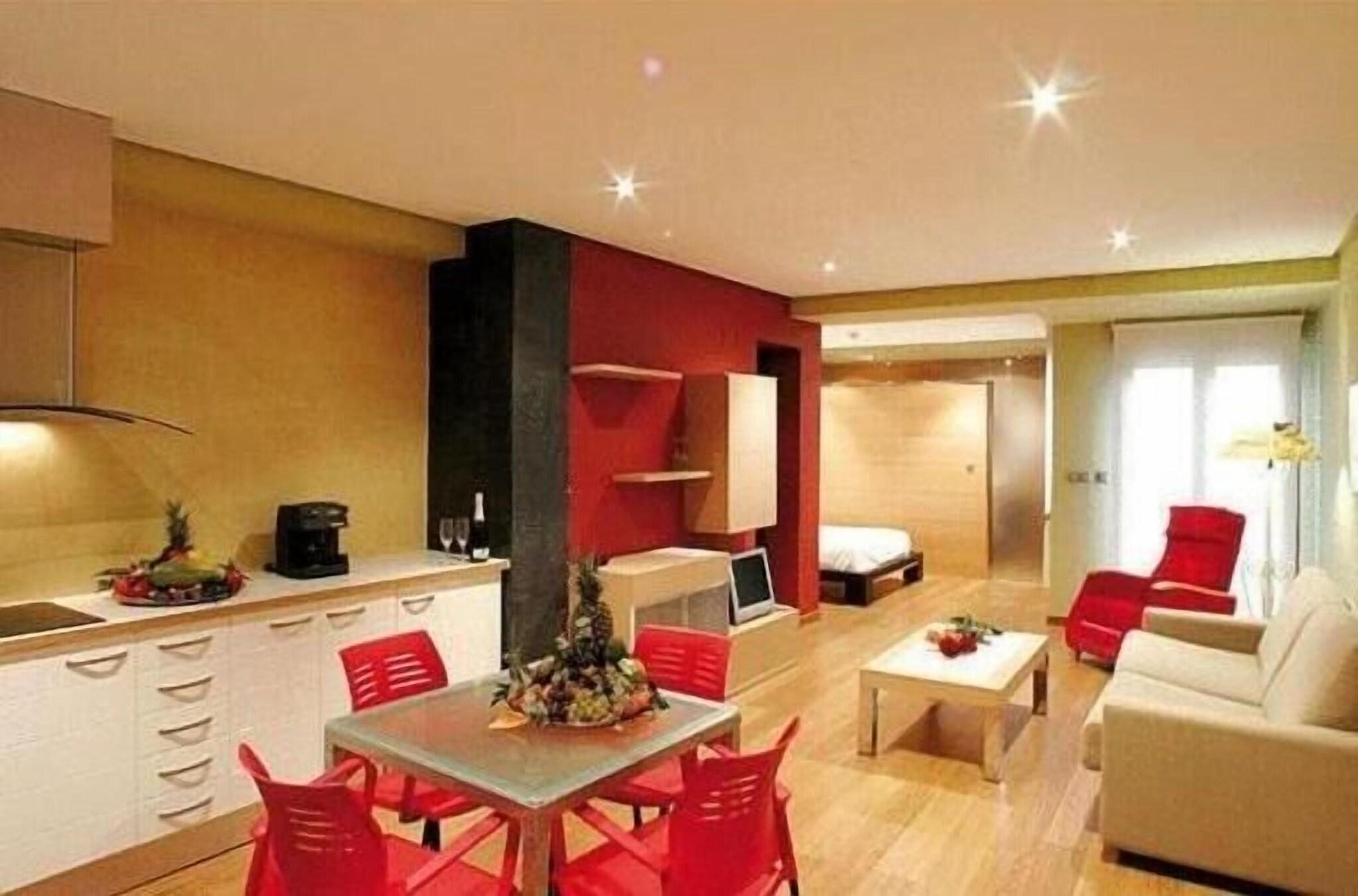APARTAMENTOS TURISTICOS CAITAS SUITE 11/20