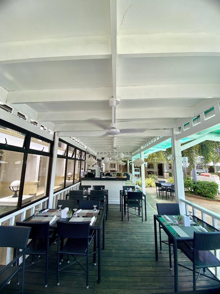 Panglao Regents Park Resort 42/54
