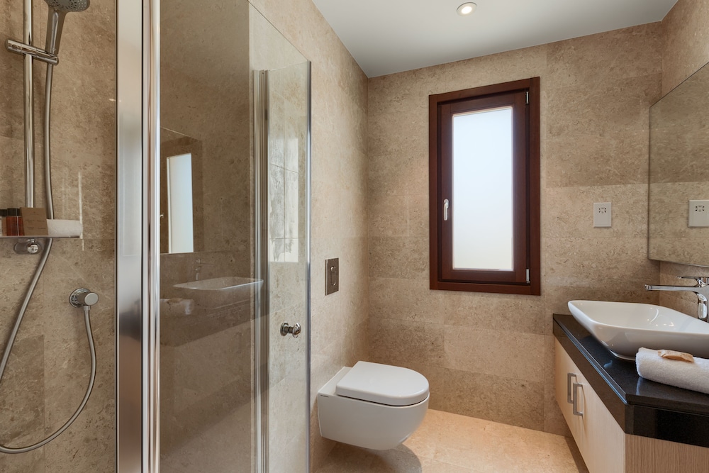 Aphrodite Hills Rentals - Premium Apartments 50/50