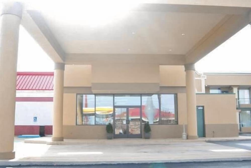 Motel6 Clarksville, TN 51/57
