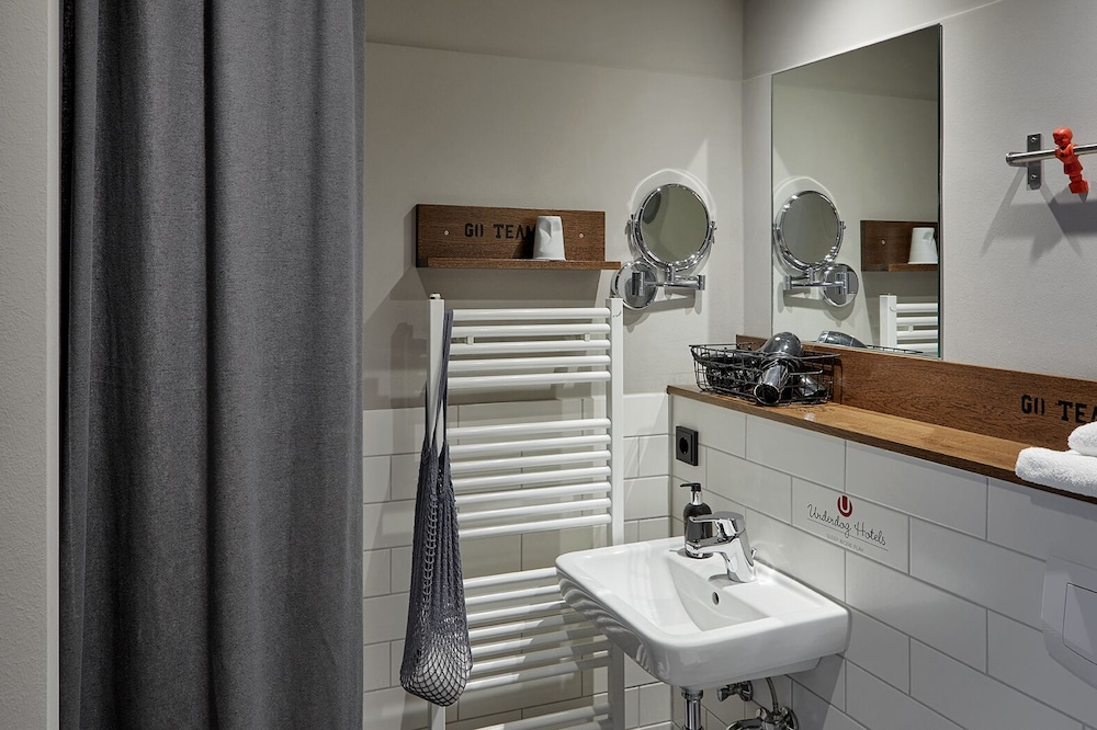 Kroger By Underdog Hotels 50/52