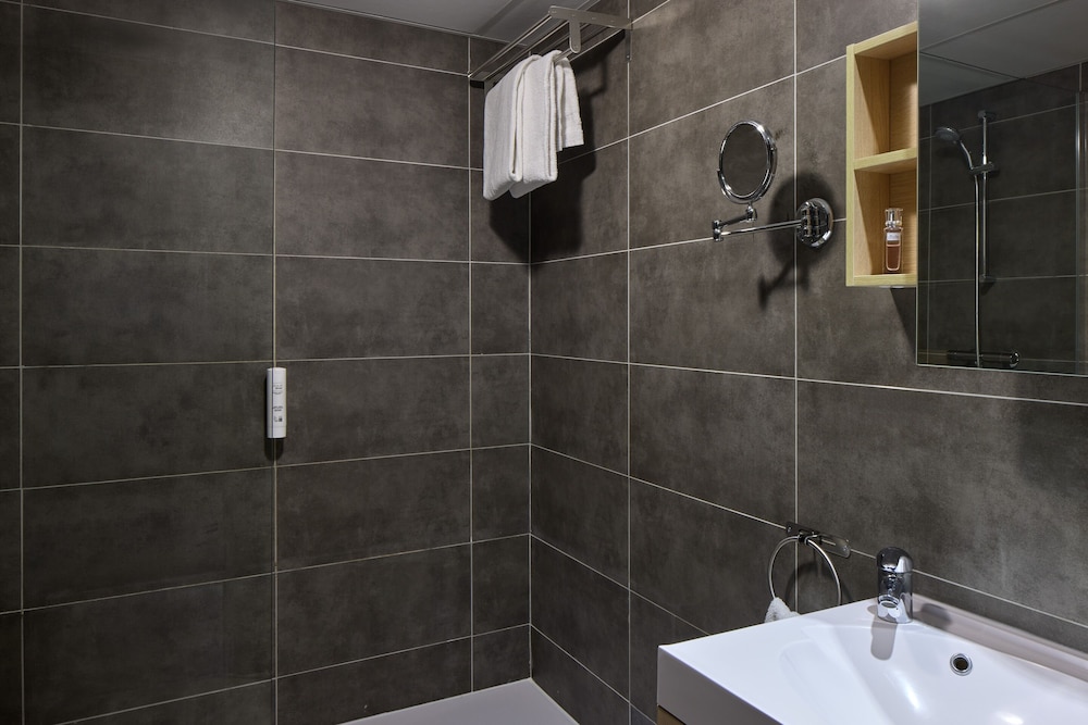 Zenitude Hotel Residences Swiss Apparthotels Ferney Voltaire 48/49