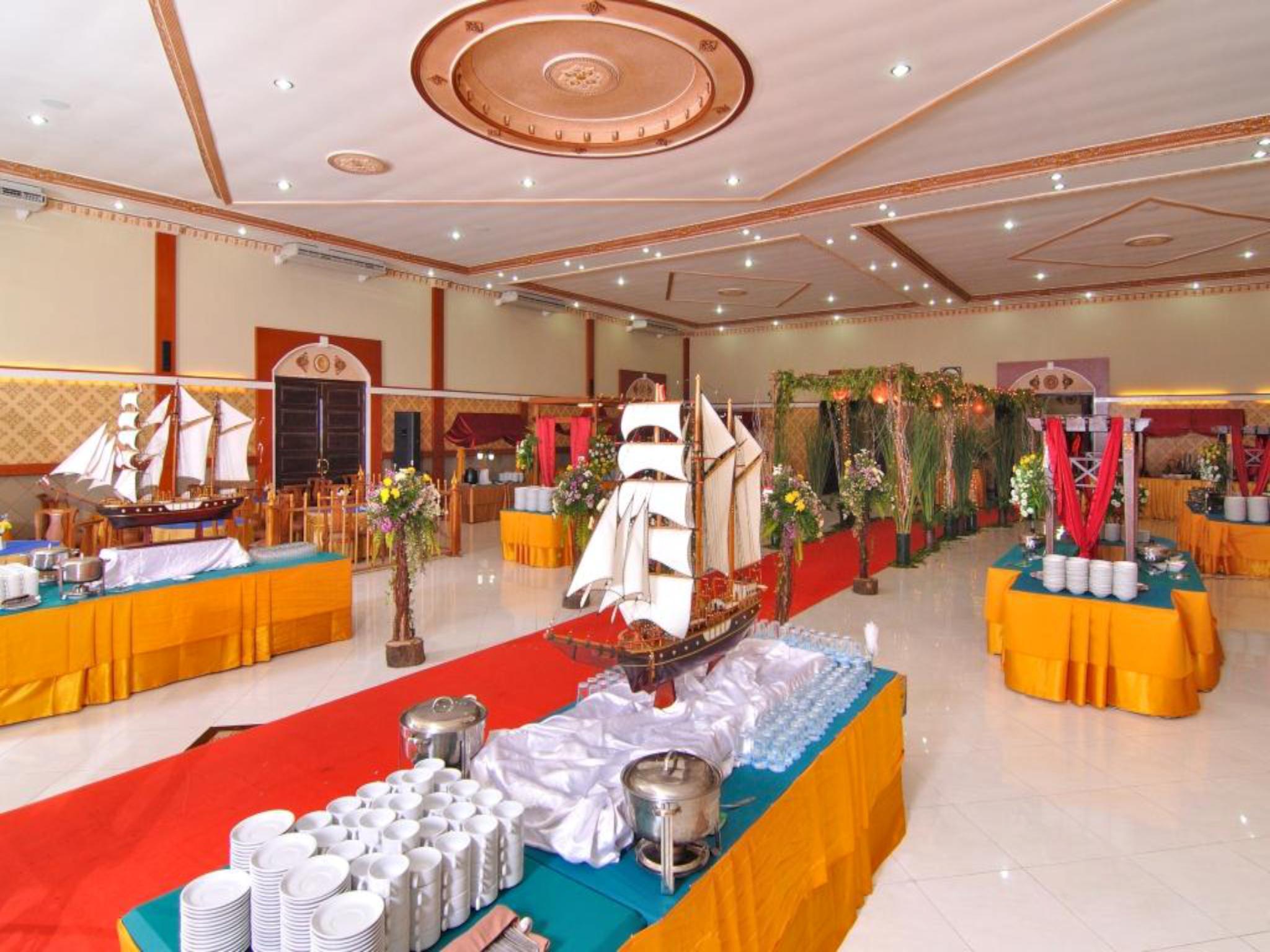 Yusro Hotel Convention 3/33