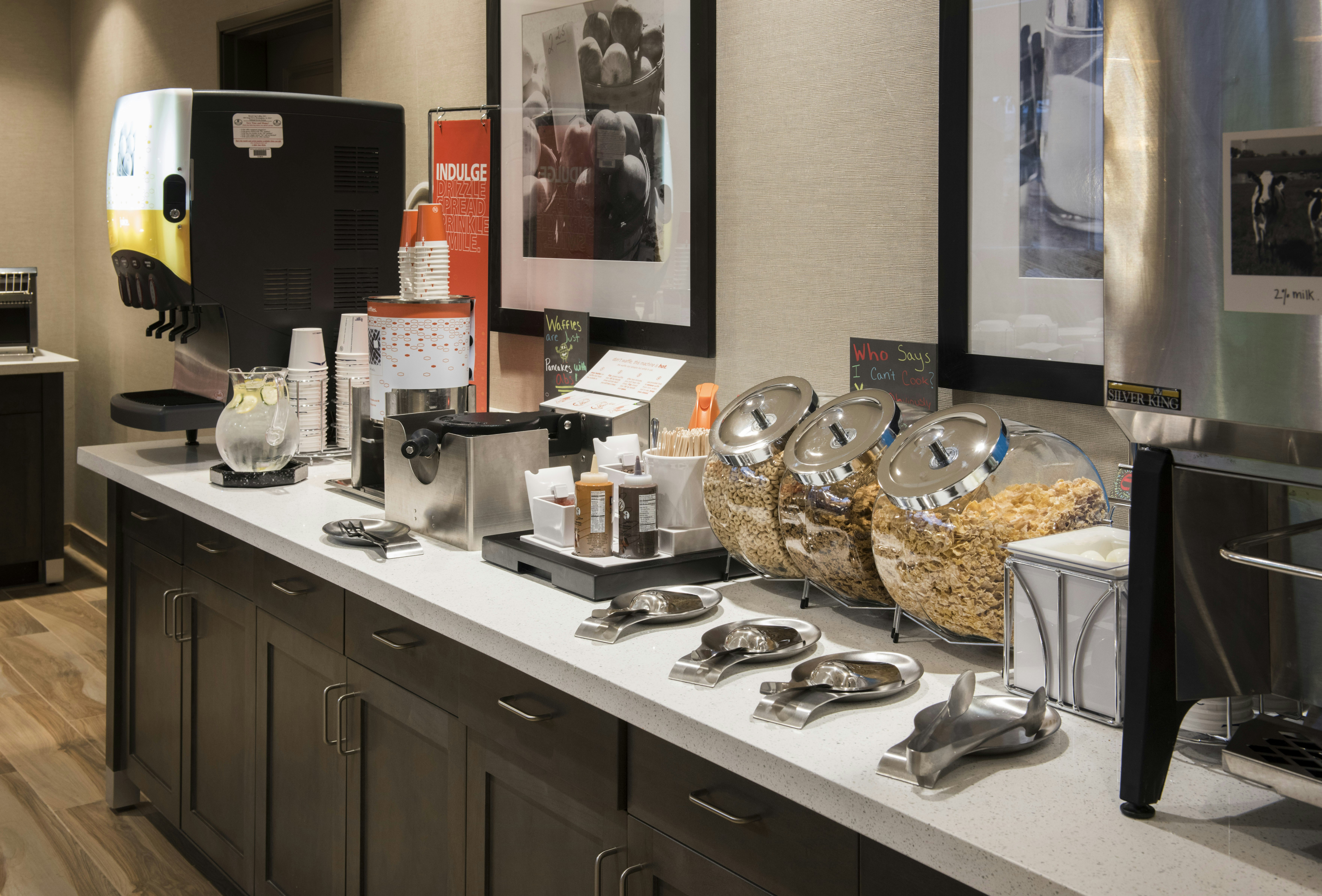 Hampton Inn Suites Seattle Redmond Wa 24/38