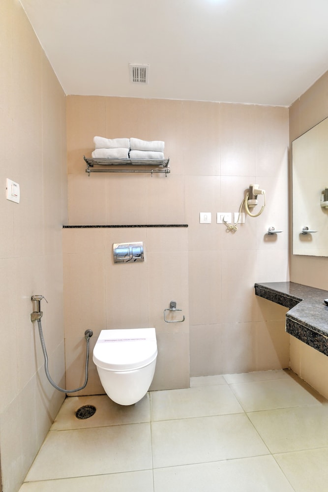 Celebrity Resort 47/50