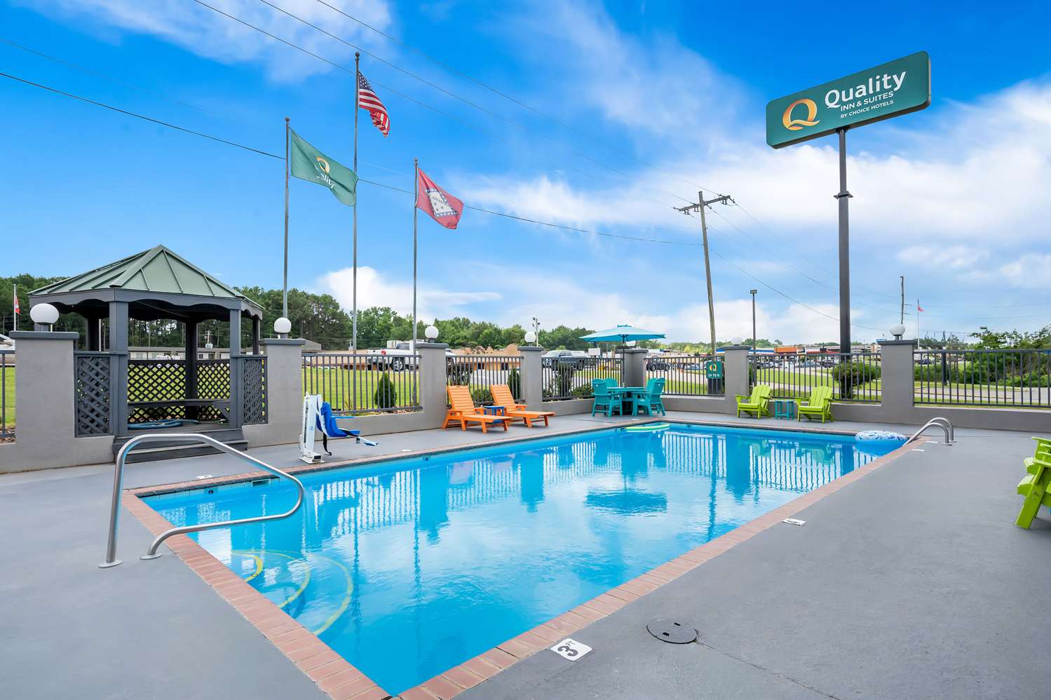 Quality Inn & Suites Monticello Ar 24/24