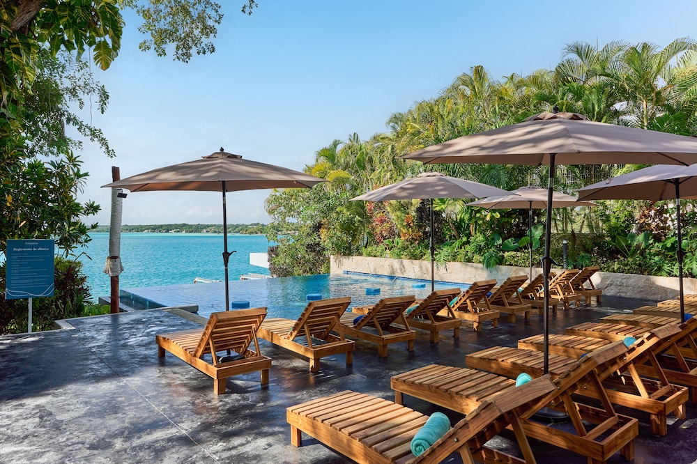 Cristalino Lagoon Front Hotel, Restaurant & Spa 68/94