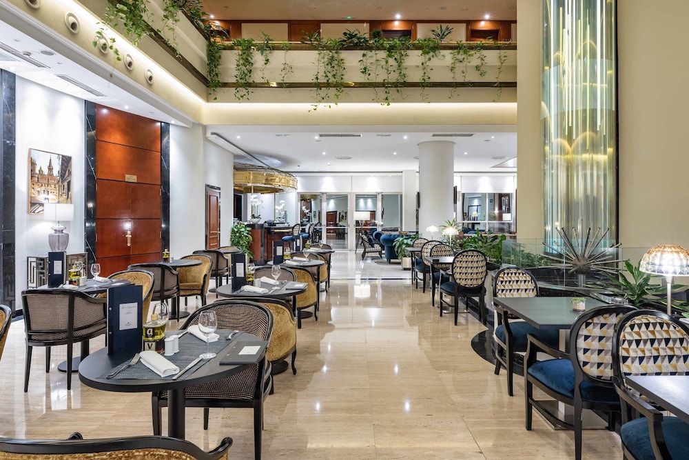 Eurostars Gran Hotel Santiago 53/71