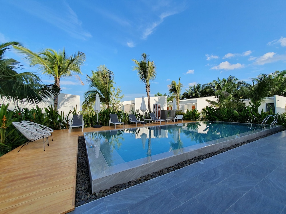 MEET Boutique Resort 18/43