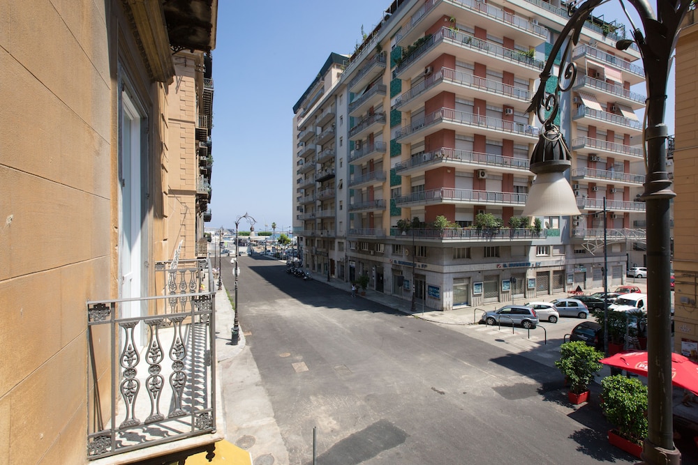Palermo In Suite Aparthotel Shs 47/52