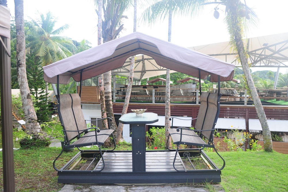 Shell Villa Apartel Resort 3/40
