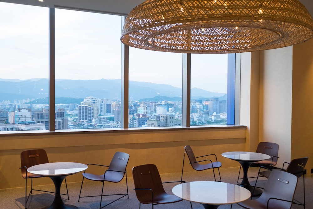AMBA TAIPEI SONGSHAN 47/58