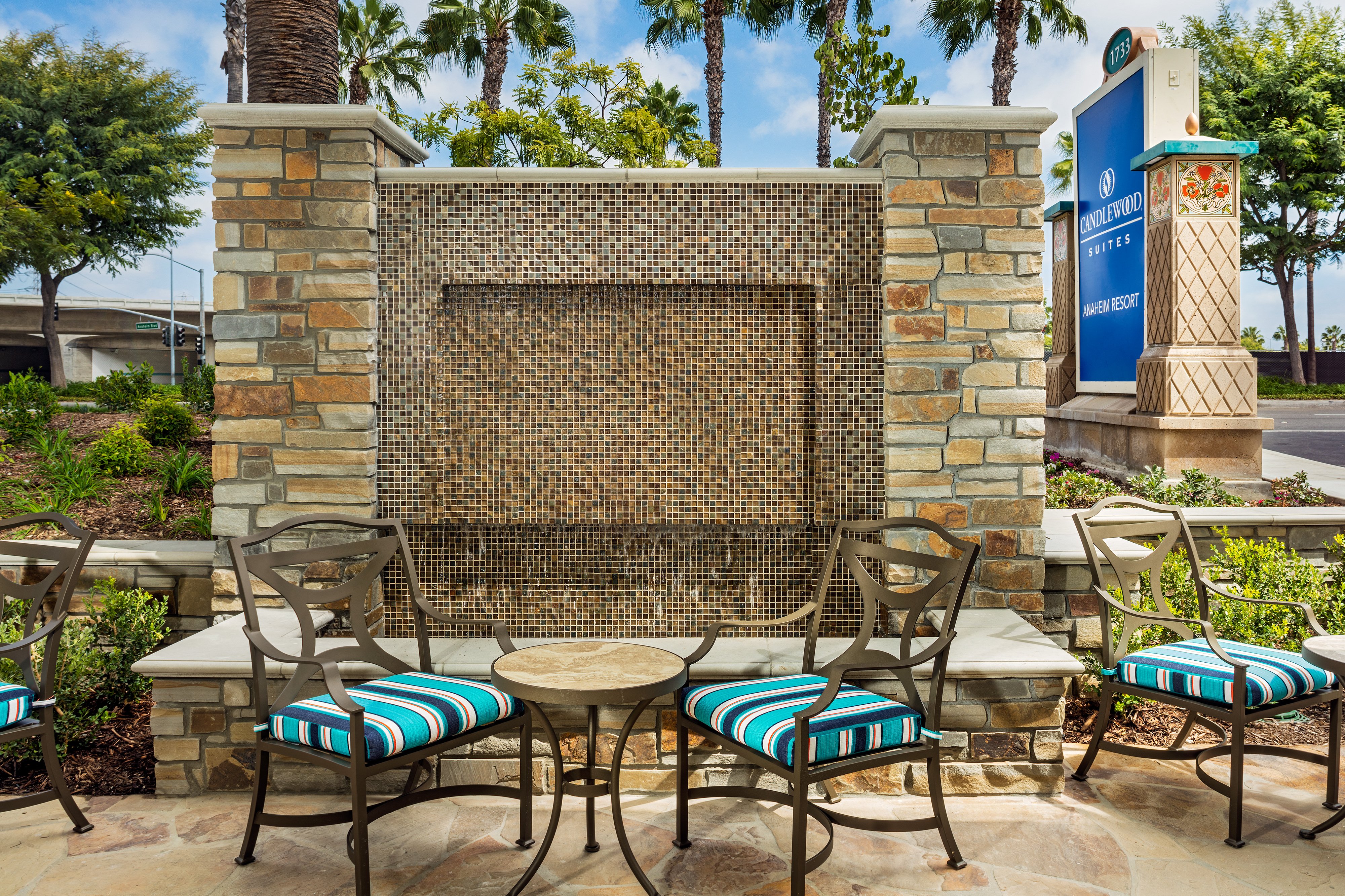 Candlewood Suites Anaheim - Resort Area 28/36