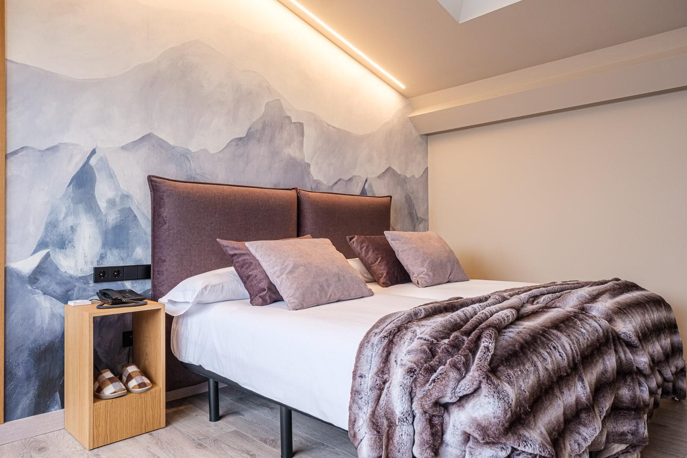 Caribou Hotel 38/57