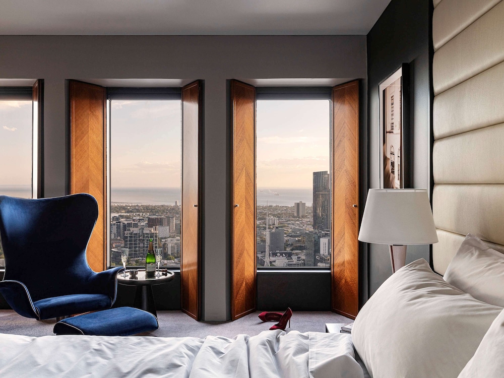 Sofitel Melbourne On Collins 18/75