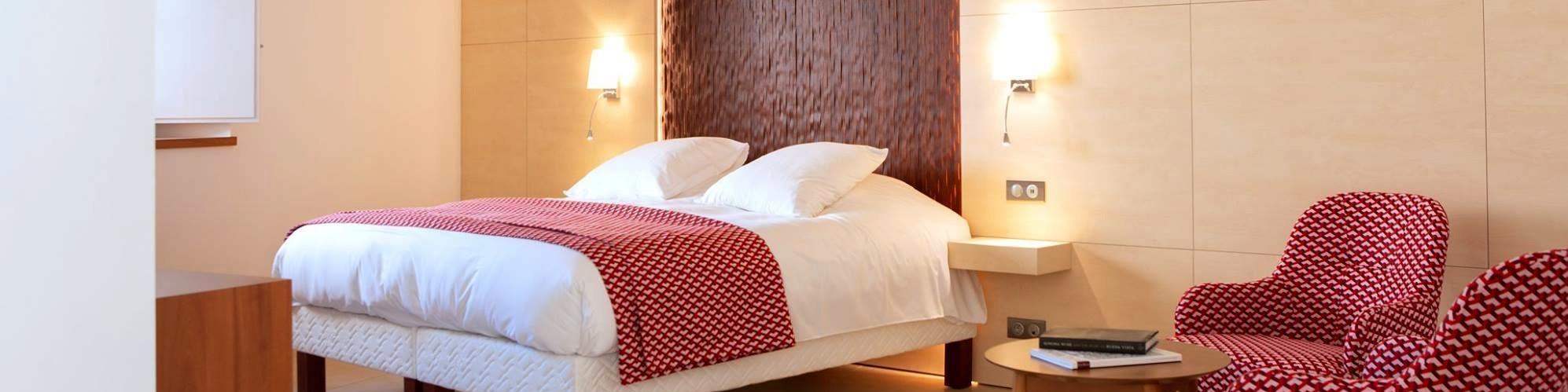 HOTEL LE CLOS DE LA VOUGE 5/16