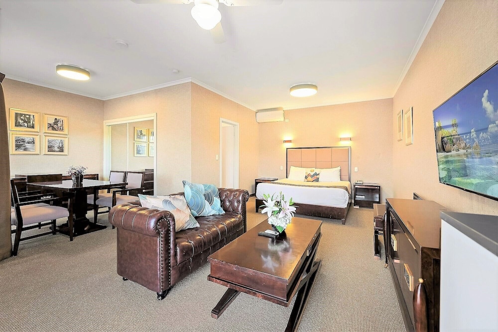 Eltham Gateway Hotel and Conference Centre 8/37