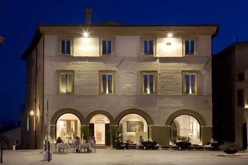 Palazzo Bontadosi Hotel & Spa 1/34