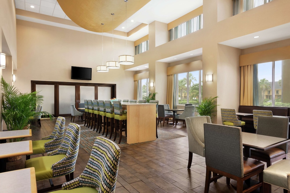 Hampton Inn Suites Brunswick 30/45