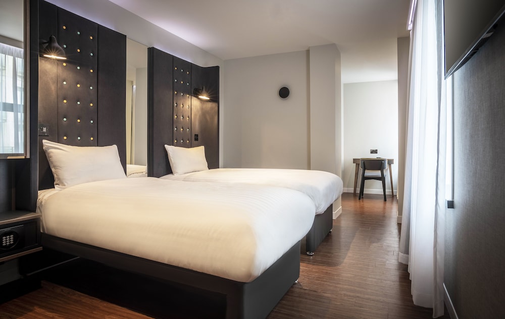 Twin Room, Point A Hotel Paddington 4/10