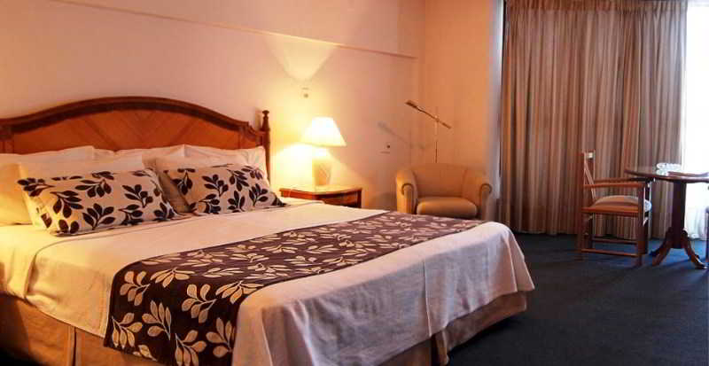 Crystal Palace Hotel 9/49