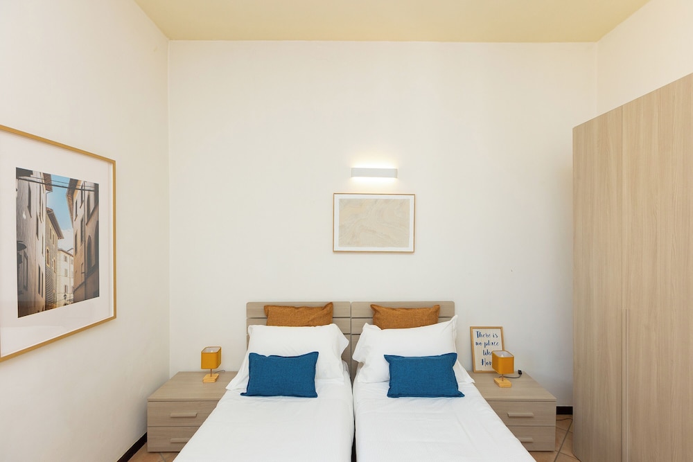 Rental In Rome Rosselli Palace Apartment 5 15/49