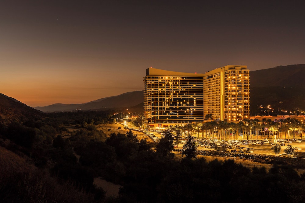 Harrah's Resort Southern California - A Caesars Rewards Destination 2/50