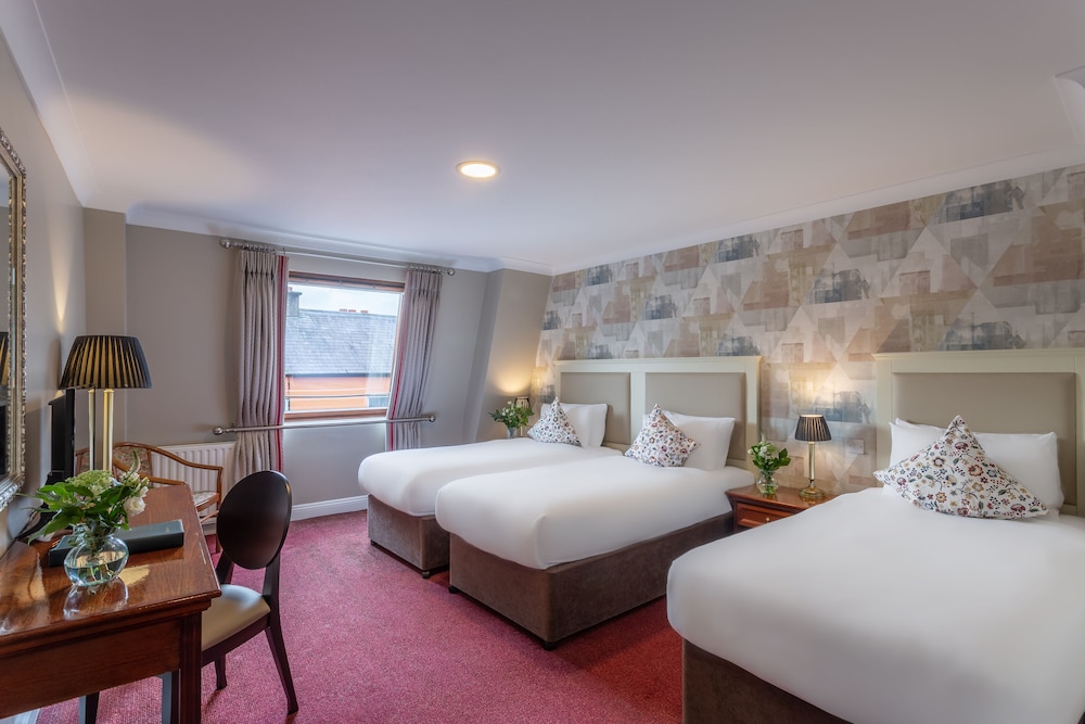Dooleys Hotel Waterford City 9/57