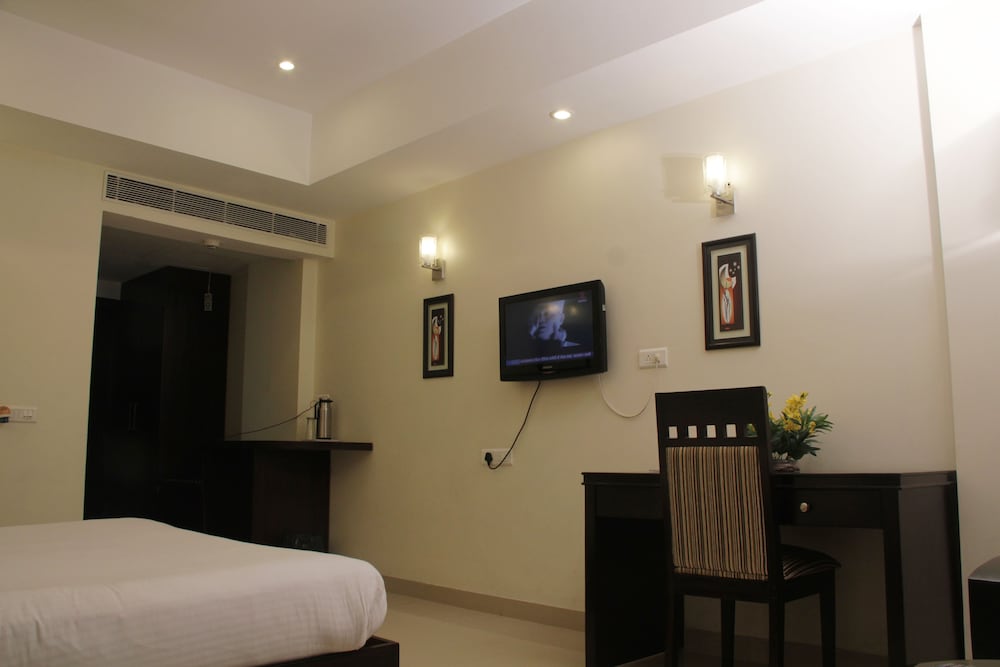 HOTEL SOFTEL PLAZA 35/50