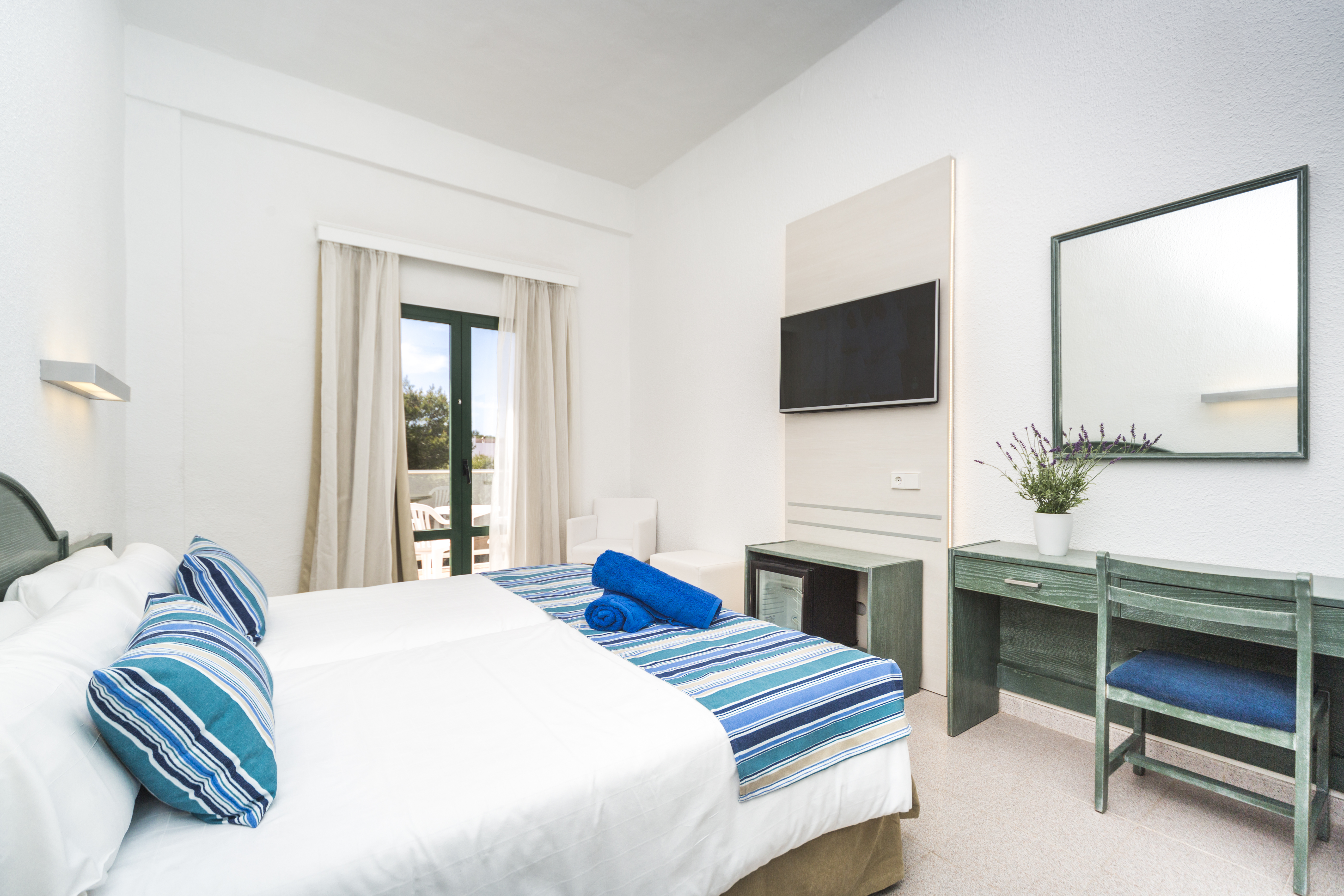 Globales Calan Blanes Ex Hi Calan Blanes Beach 5/36