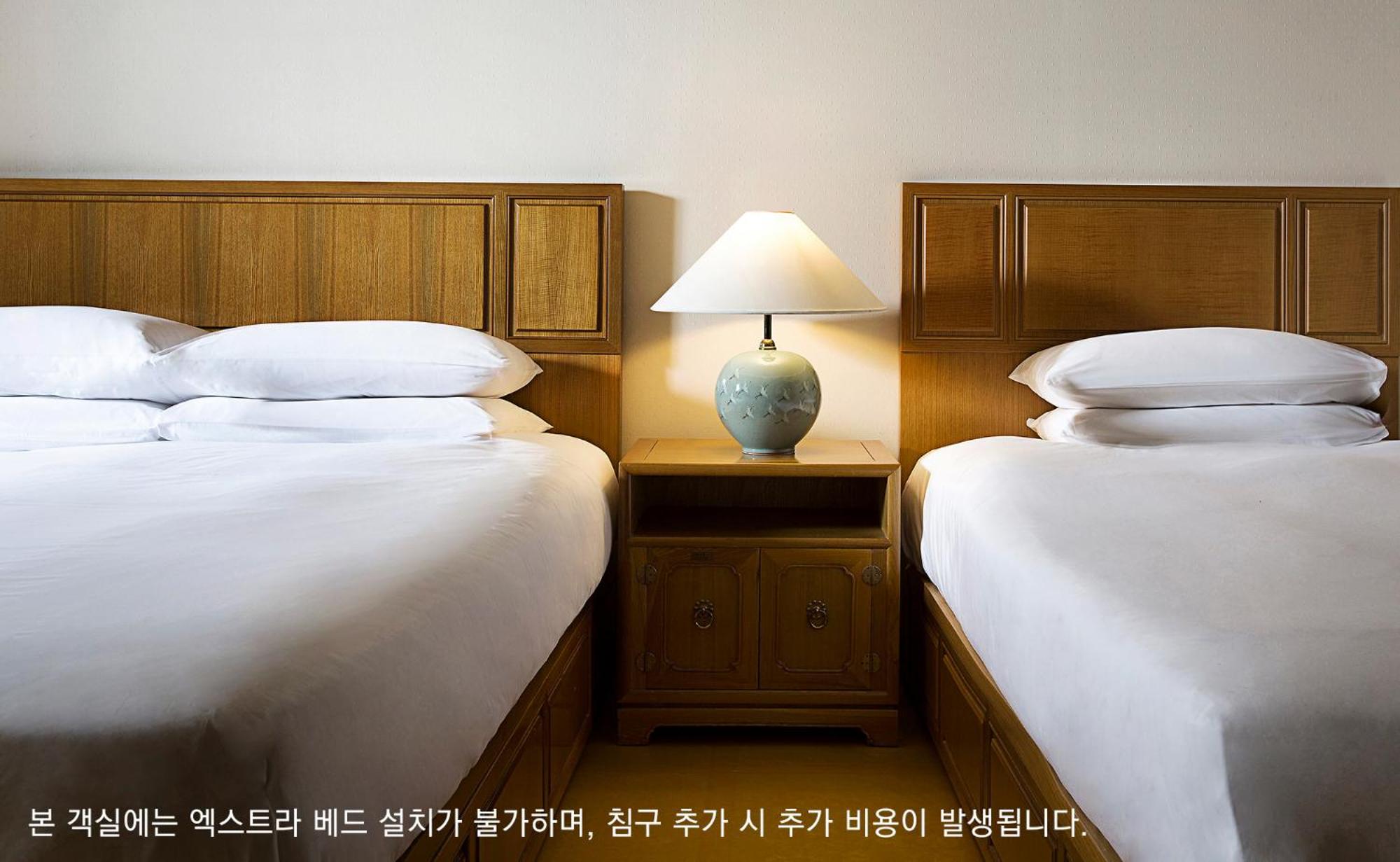 Garden, Family, Twin Beds, Terrace، The Shilla Jeju 3/4