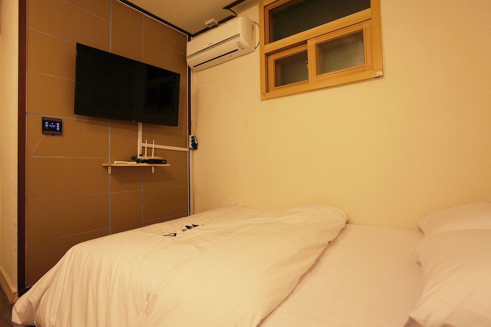 STANDARD, DOUBLE BED