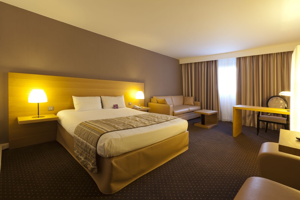 Mercure Bordeaux Lac Hotel 24/77