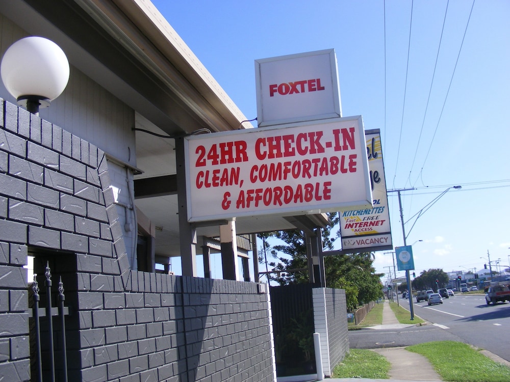 Motel Lodge 46/53