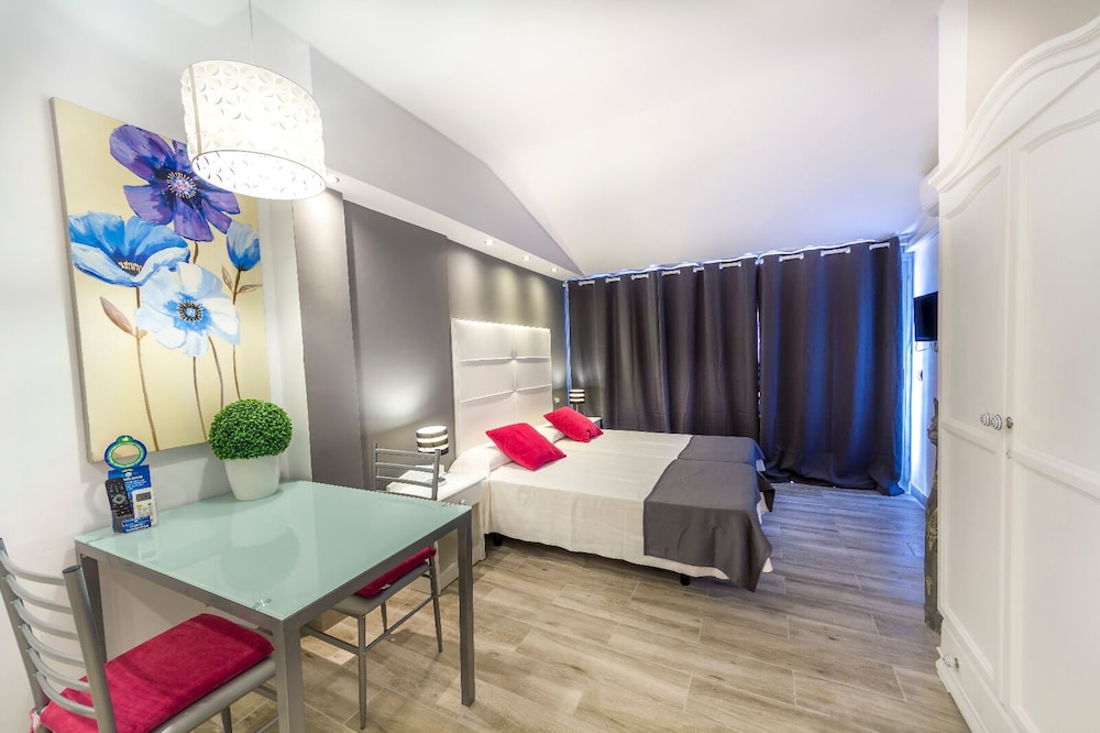 Sun Holidays Hotel 13/59