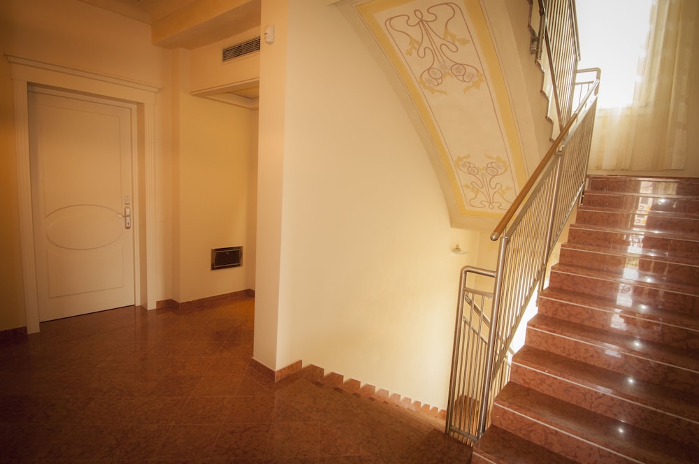 Hotel Villa Maranello 11/27