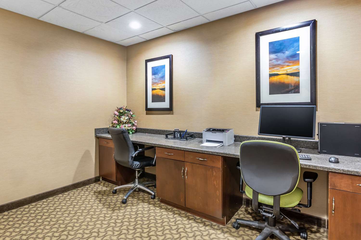 Comfort Suites South Point Huntington 37/43
