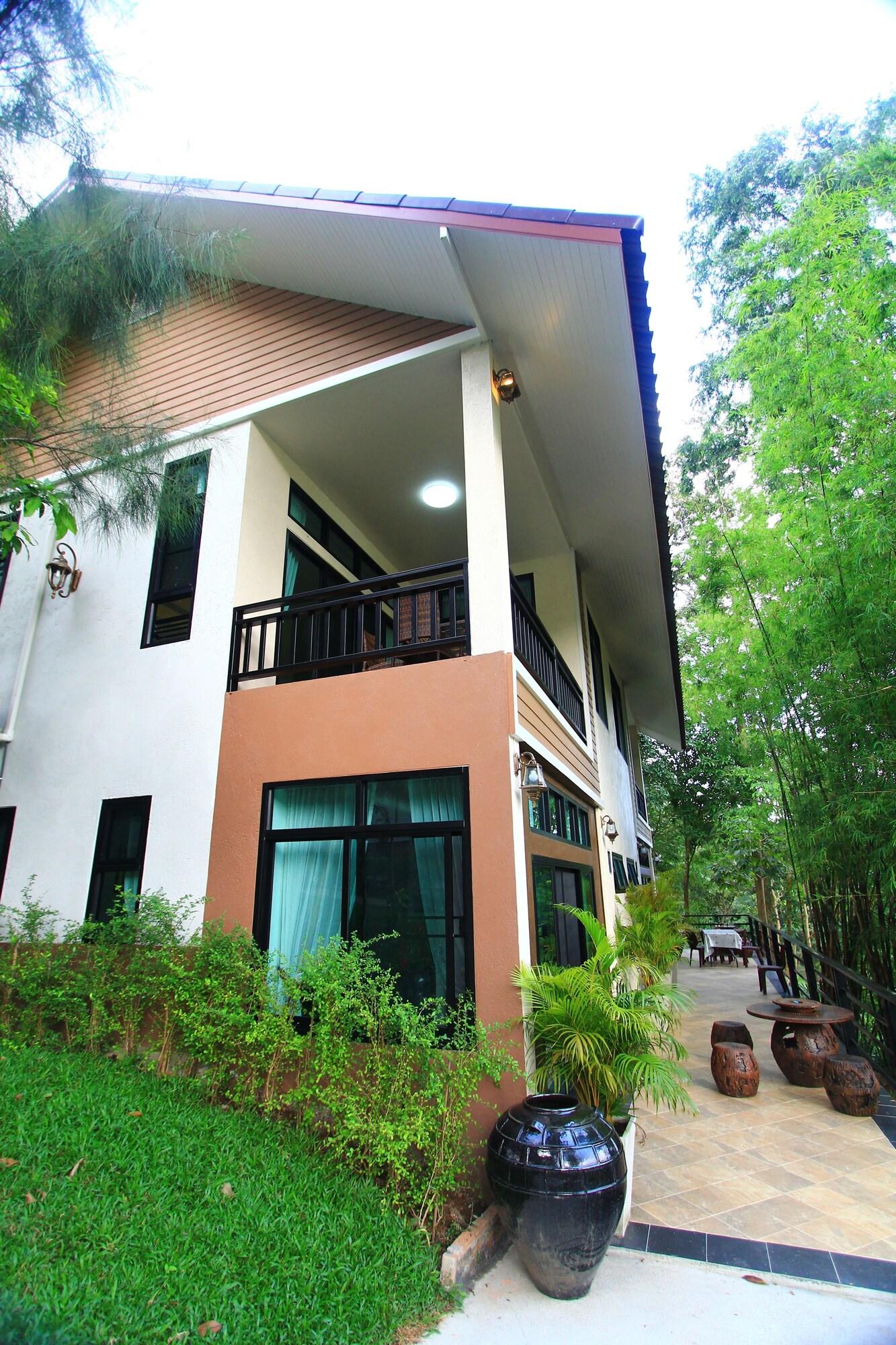Silver Garden Resort 2/50