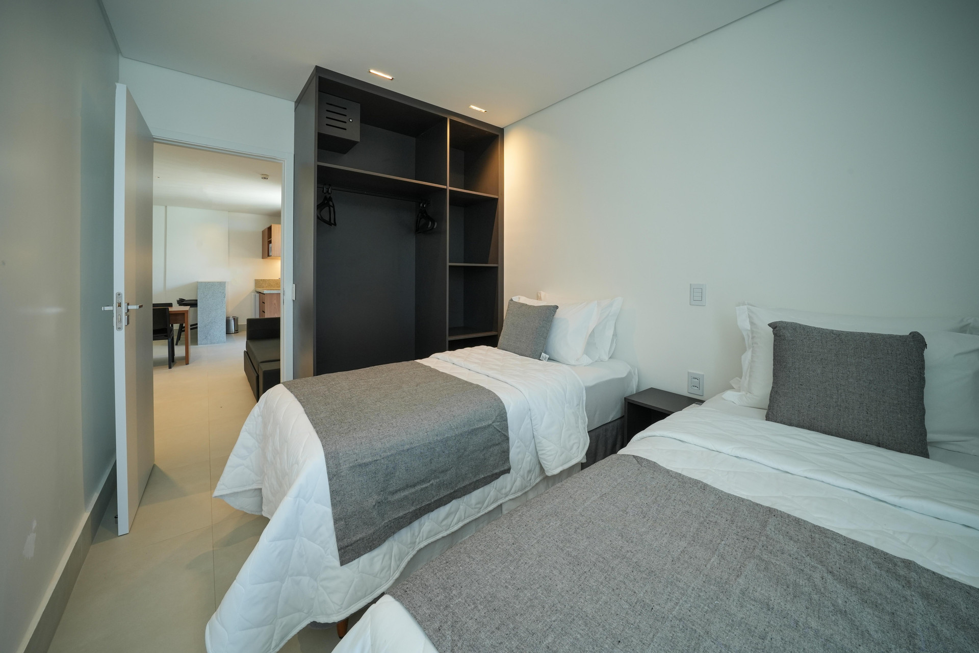 2 Bedrooms, Type a، Porto Alto - GAV Hoteis e Resorts 2/3