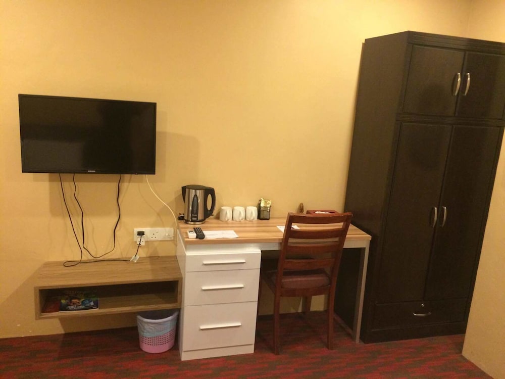 Grandview Hotel 16/24