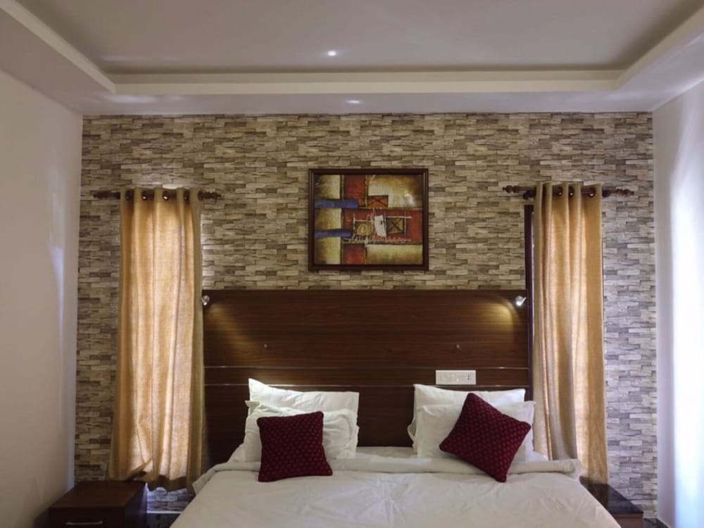 Hotel Fort Kochi Beach Inn 32/72