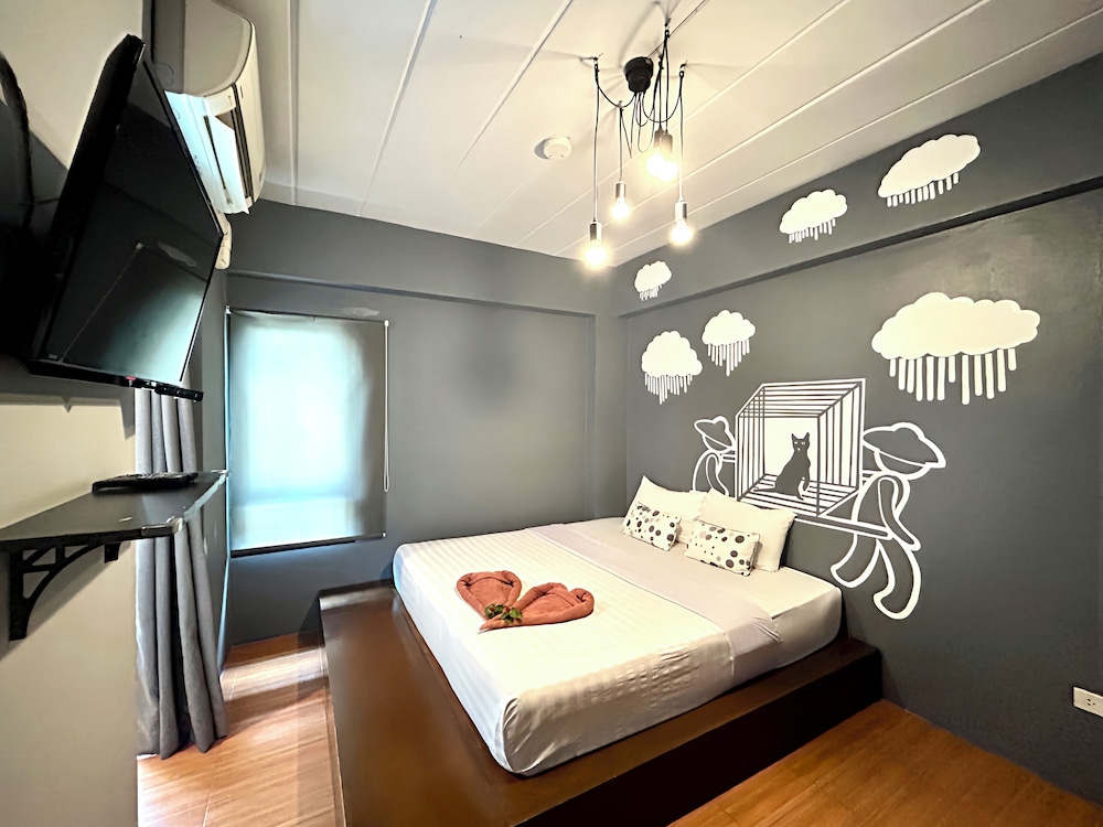 Hide Bangkok Hostel 26/69