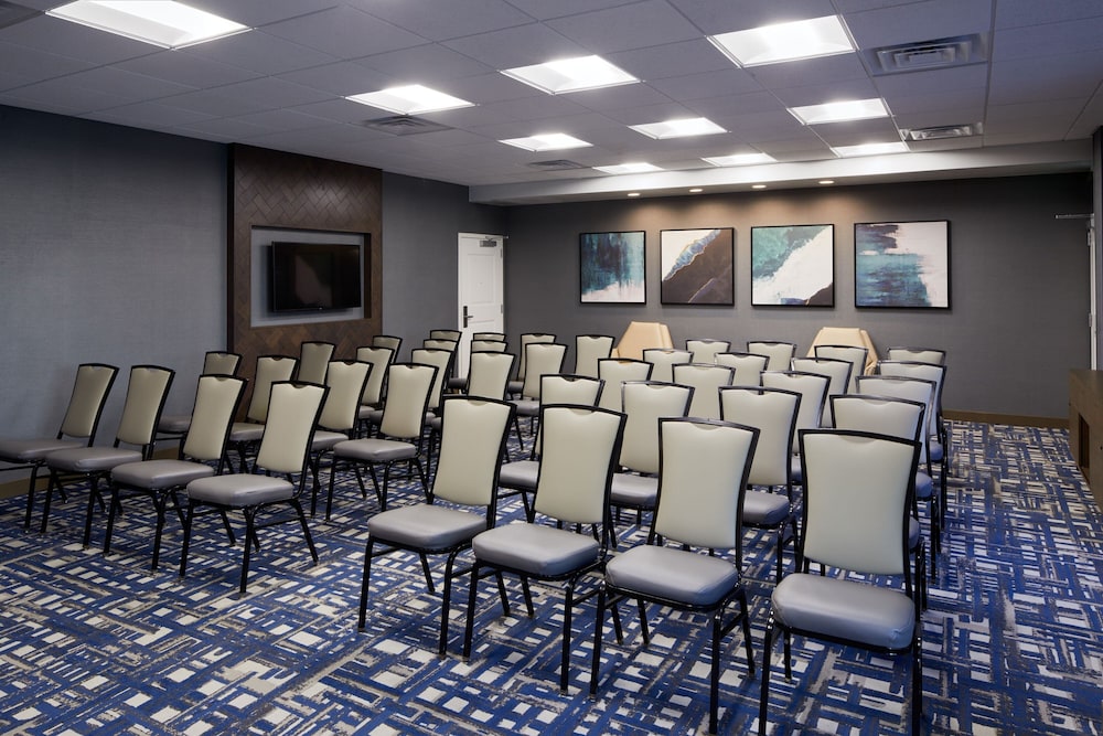Residence Inn San Diego Carlsbad 33/50