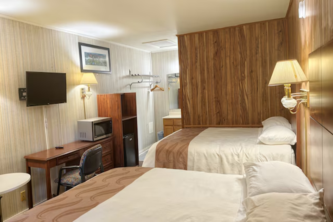 Liberty Inn Scottsboro Near Lake Guntersville 9/19