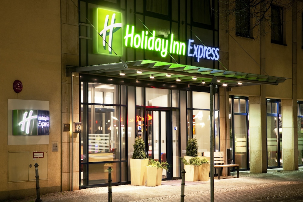 HOLIDAY INN EXPRESS BERLIN CITY CENTRE in BERLIN