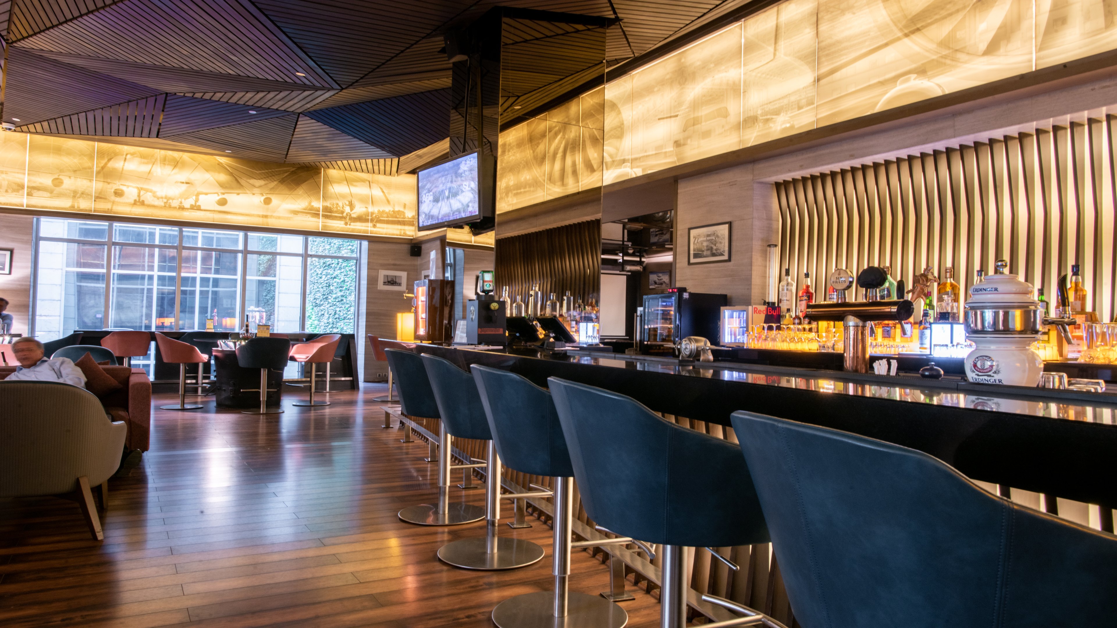 Holiday Inn New Delhi Aerocity by IHG 62/79