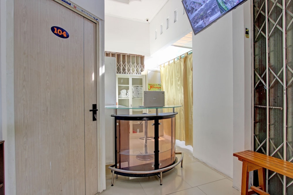 OYO 2782 Puspa Residence 28/48