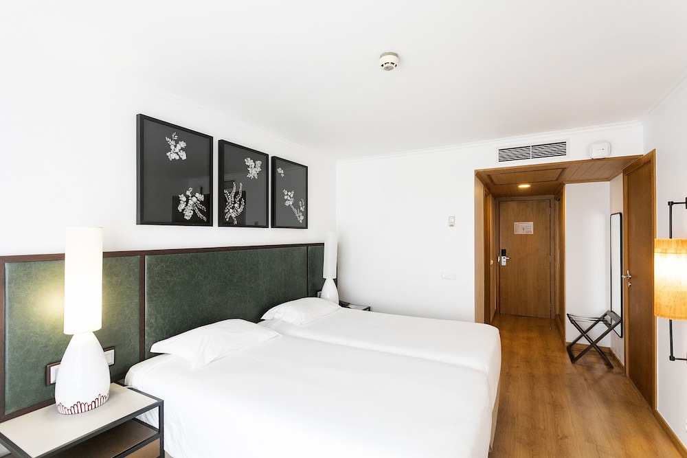 Hotel Ponta Delgada 44/122