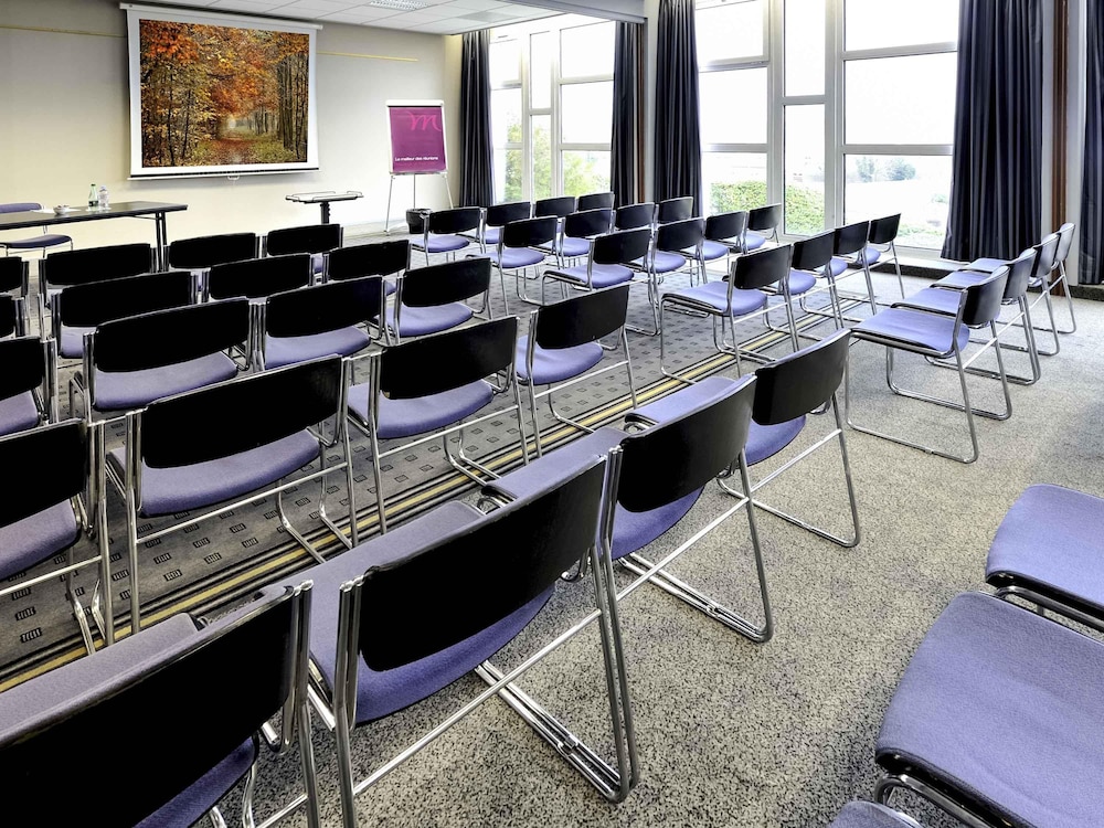MERCURE ROUEN VAL DE REUIL 38/50