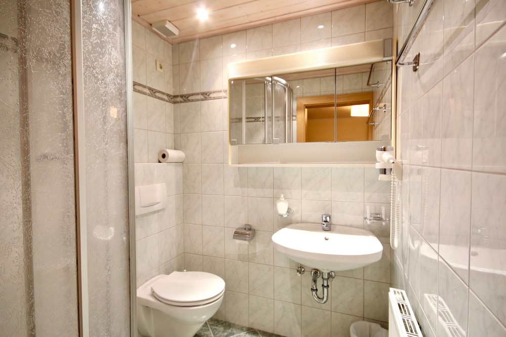 LANDHOTEL LAUDERSBACH 18/71